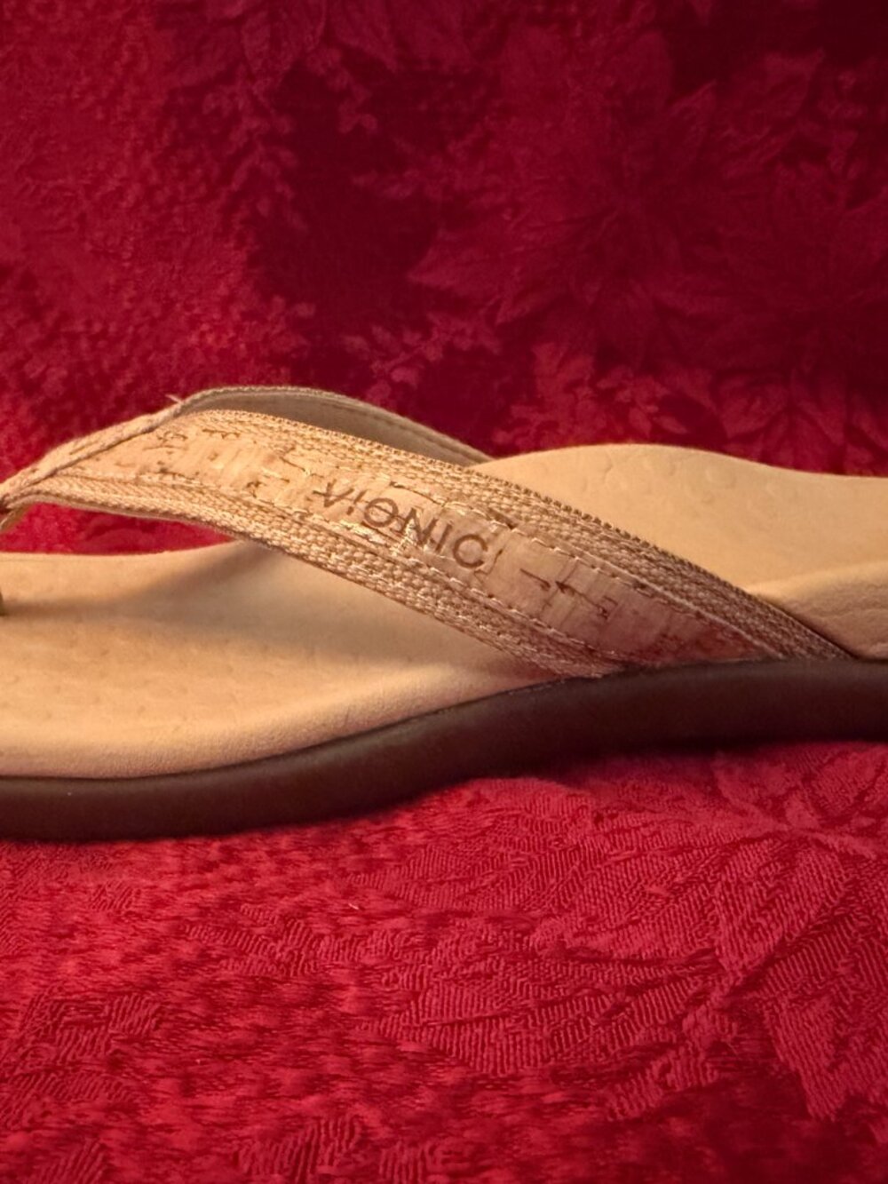 Vionic Tide II Orthotic Toe-Post Sandal Gold Cork Sz 8 - Picture 7 of 13